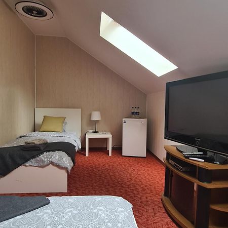 Guest House Kaktus Рига Стая снимка