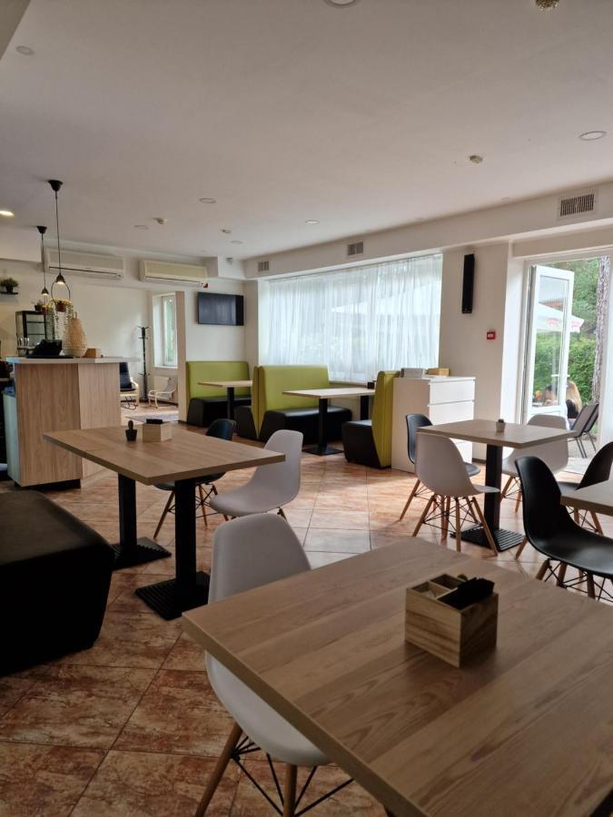 Guest House Kaktus Рига Екстериор снимка